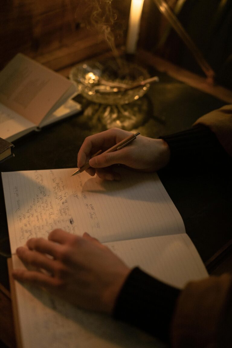 Tu as raté un concours d’écriture ? Comment rebondir et réussir au Prix Clara 2026